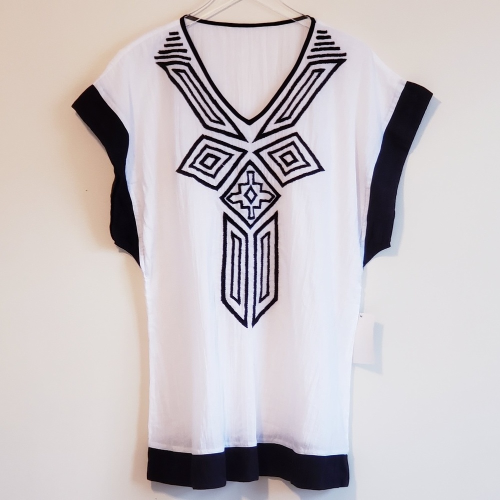 Beach Coverup White and Black Summery Tunic - Picture 1 of 3